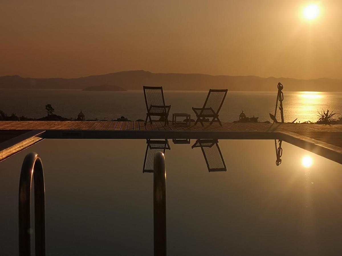 Villa Freebird Vip Bachelor Party & Wedding Events Pefkochori Exterior foto